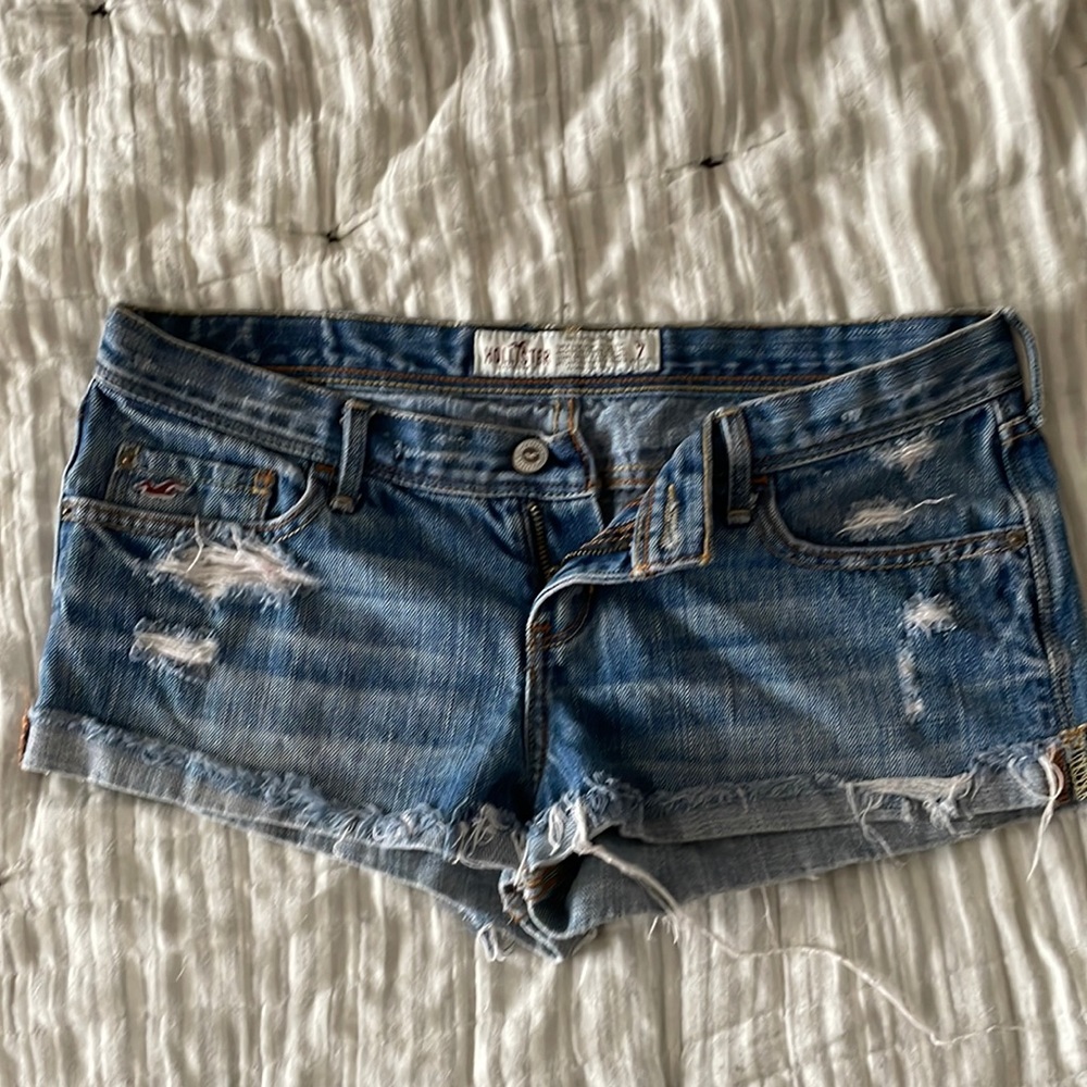 Hollister Jean shorts - like new